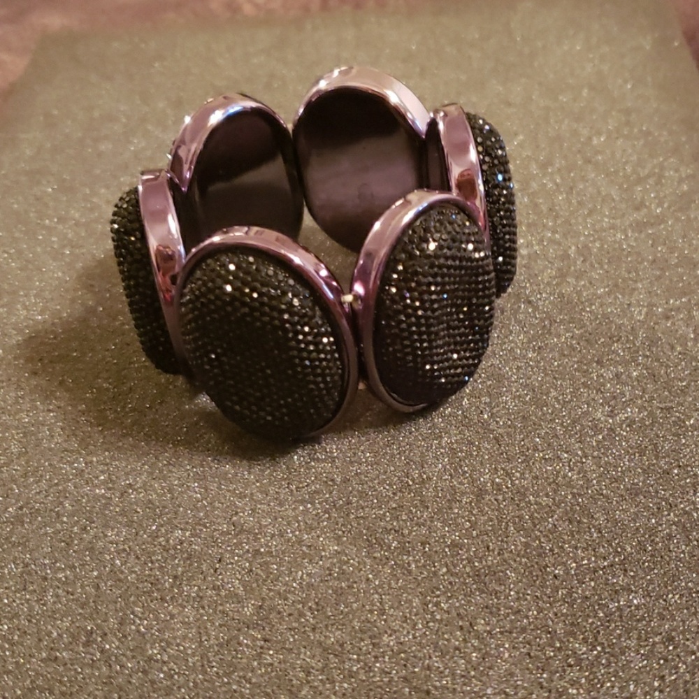 Stretchy bracelet 5 for $20